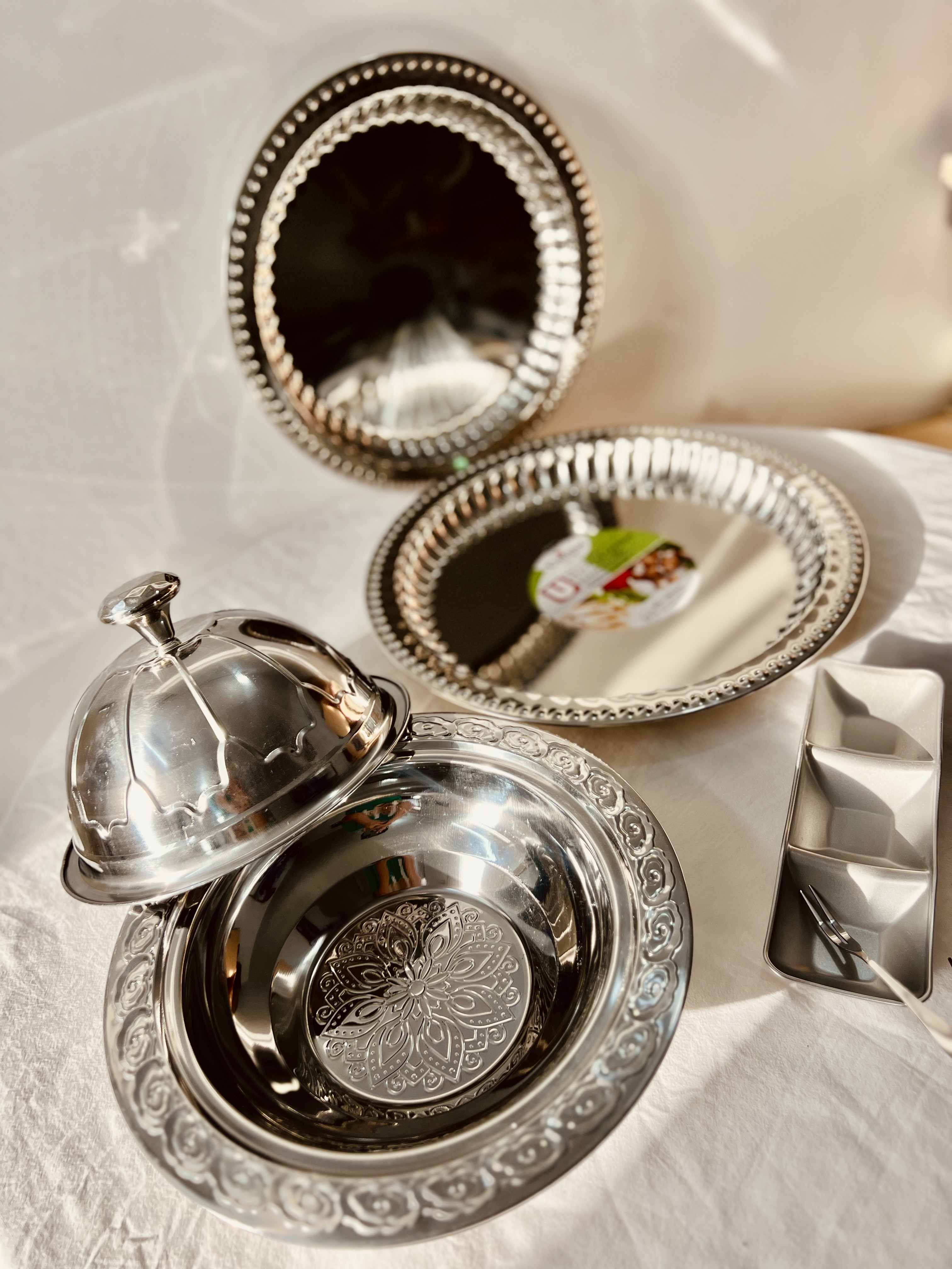 سوفله خوری، و‌سینی استیل یونیک وارداتی کار باکیفیت فوقالعاده شیک،قطر ۳۰سانت